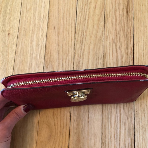Michael Kors red leather wallet - Picture 2 of 7